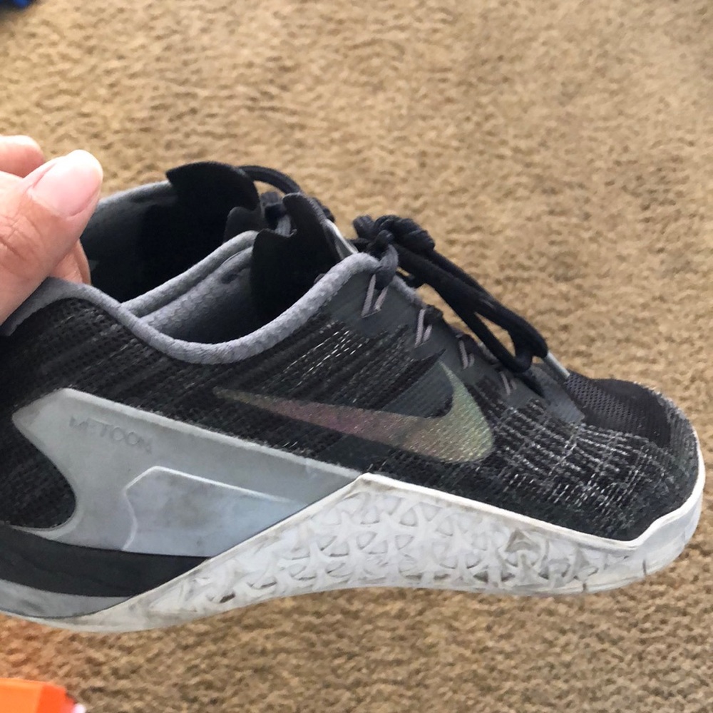 Nike Metcon 3 iridescent swish